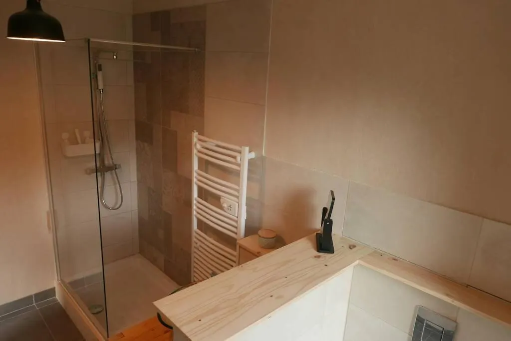 Joli appartement confortable rénové style cosy Saint-Martin-de-la-Porte