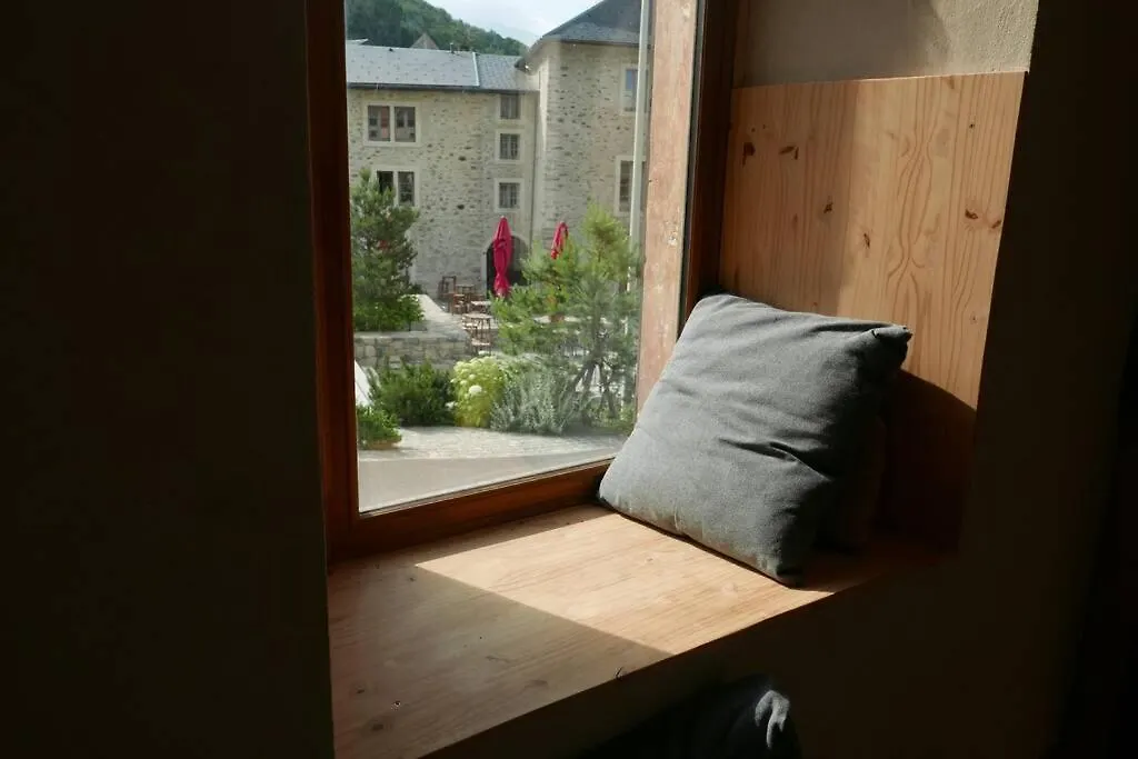 Joli appartement confortable rénové style cosy Saint-Martin-de-la-Porte France